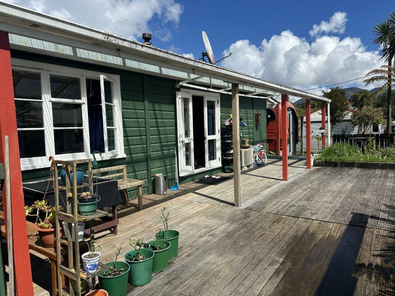 20 Cron Street, Franz Josef/Waiau, Franz Josef/Waiau - Carousel 2