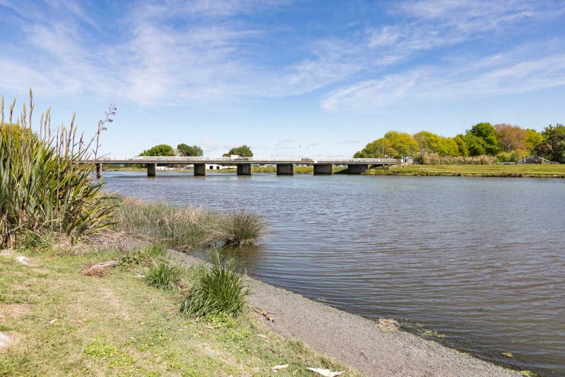 45C Ferry Road, Clive - Carousel 20