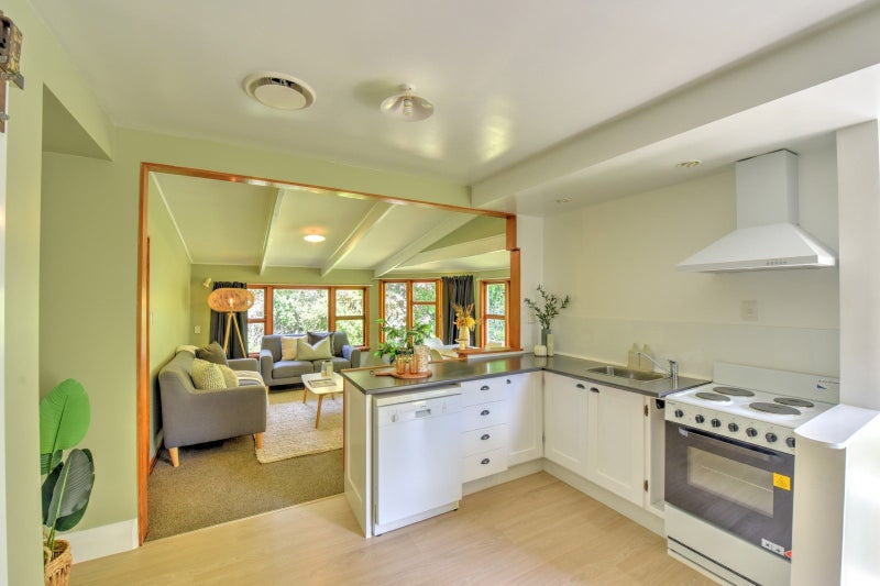5 Swan Street, Gore, Gore - Carousel 2