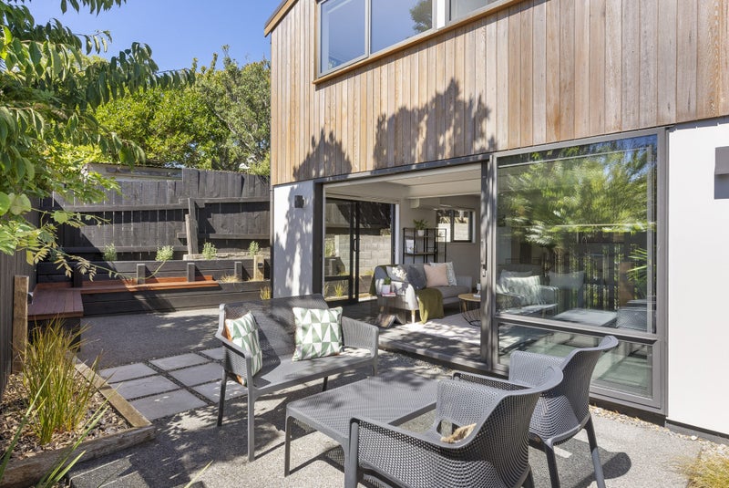 43B Mandalay Terrace, Khandallah, Wellington - Carousel 1