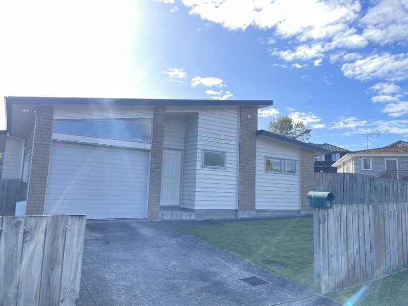 57 Wellington Street, Howick, Auckland - Carousel 1