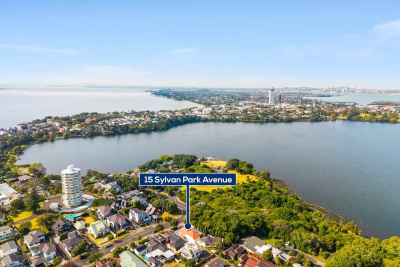 1/15 Sylvan Park Avenue, Milford, Auckland - Carousel 41