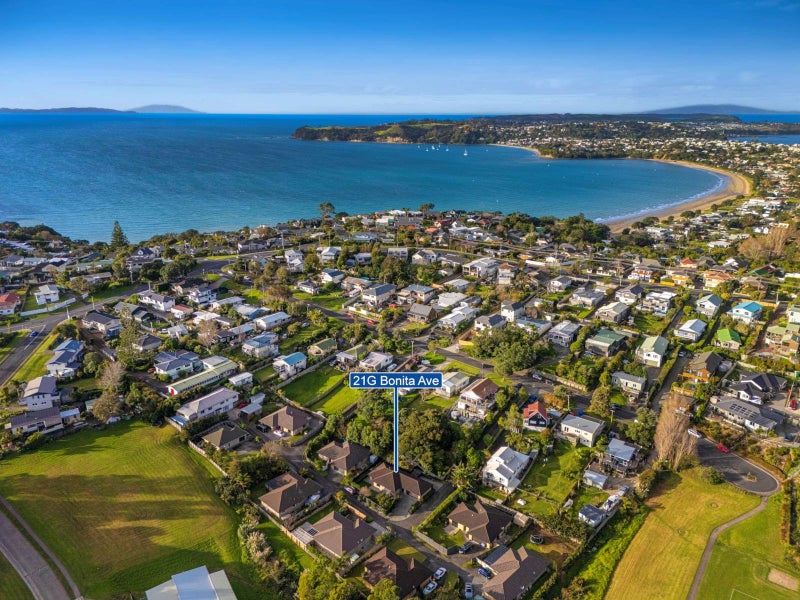 21G Bonita Avenue, Stanmore Bay, Whangaparaoa - Carousel 1