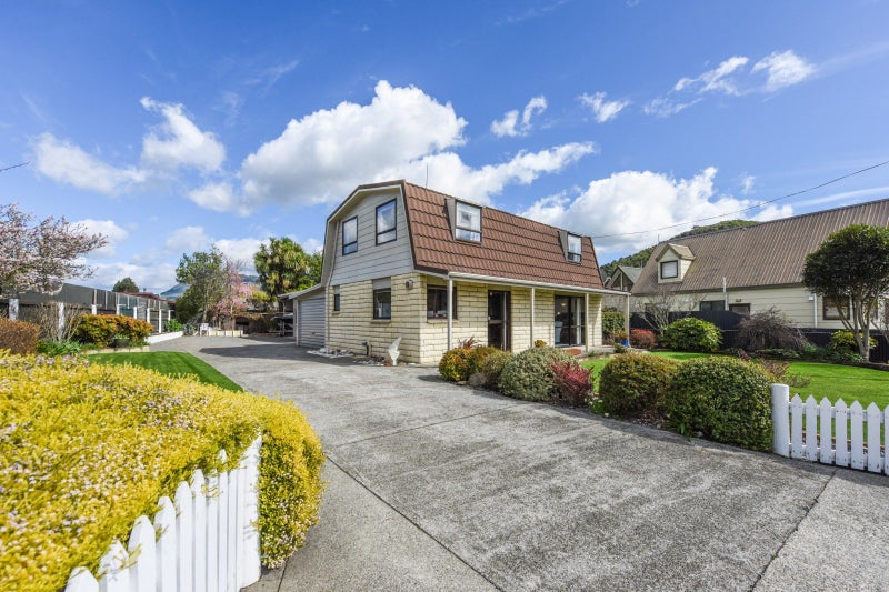 Property Valuation for 4 Beach Road, Waikawa, Picton Trade Me