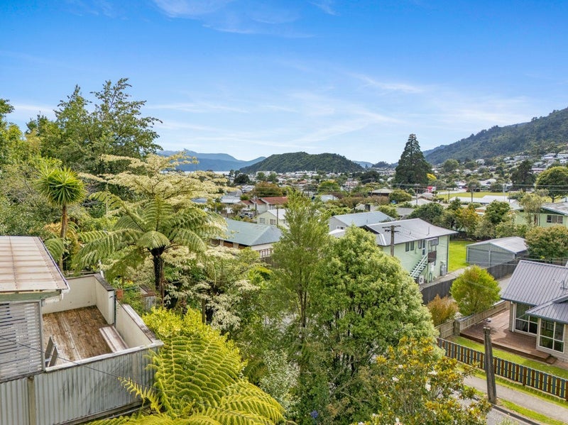 35 Durham Street, Picton - Carousel 2
