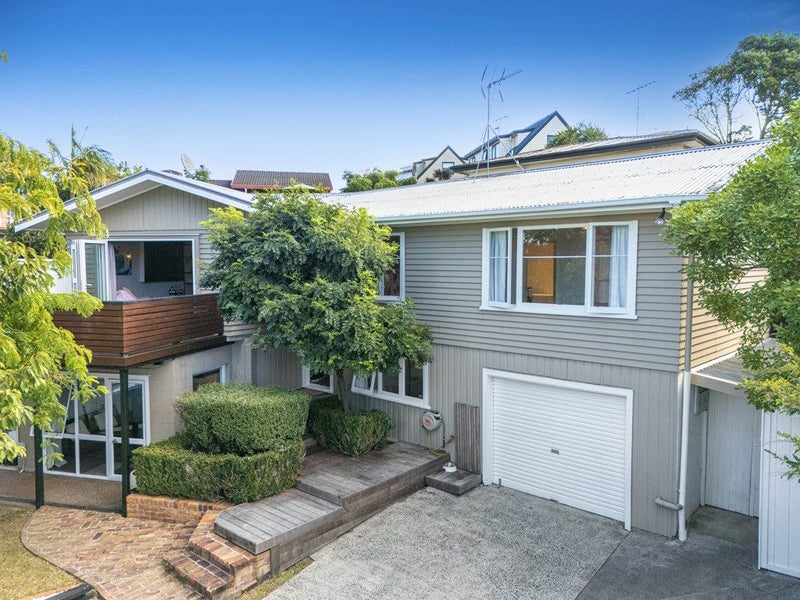 1/14 Roband Avenue, Glenfield, Auckland - Carousel 1
