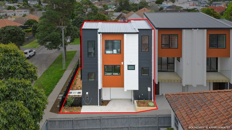 1/18 Tyburnia Avenue, Mount Albert, Auckland - Carousel 2