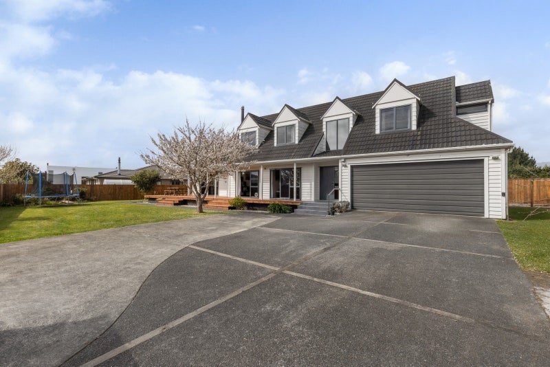 14 Okarito Avenue, Levin, Levin - Carousel 18