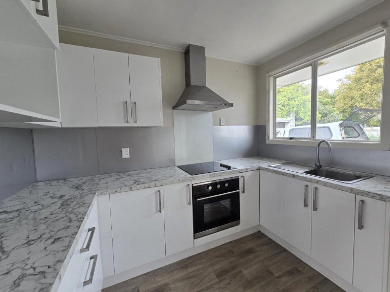 3/447 Palmerston Road, Gisborne - Carousel 2