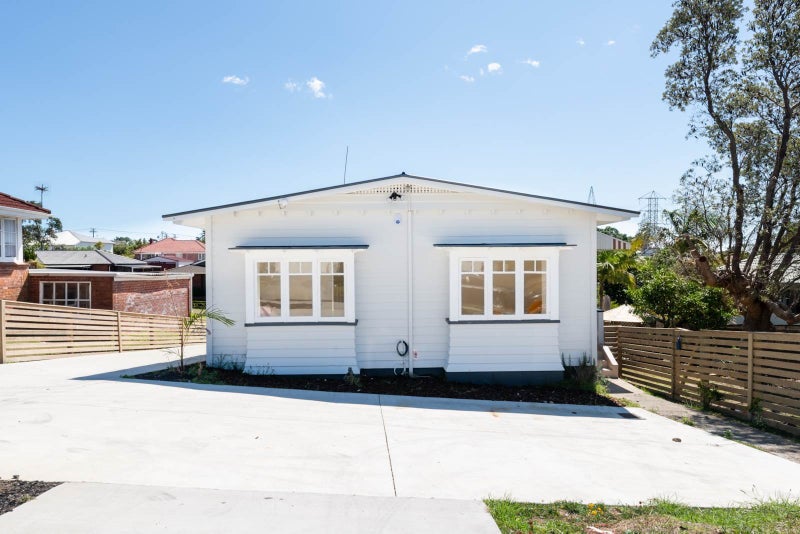 Property Valuation for 30 Koromiko Street, New Lynn, Auckland Trade
