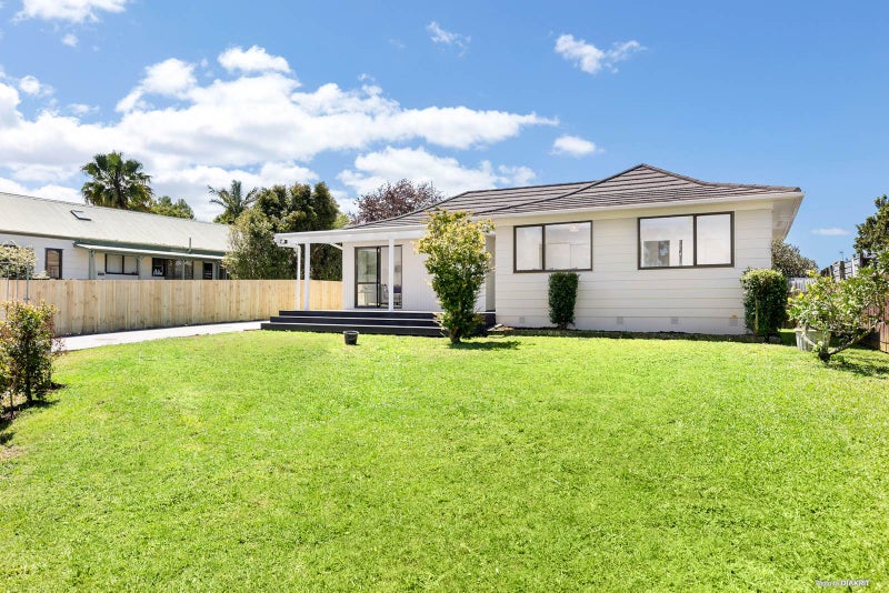 3 Korcula Place, Avondale, Auckland - Carousel 1