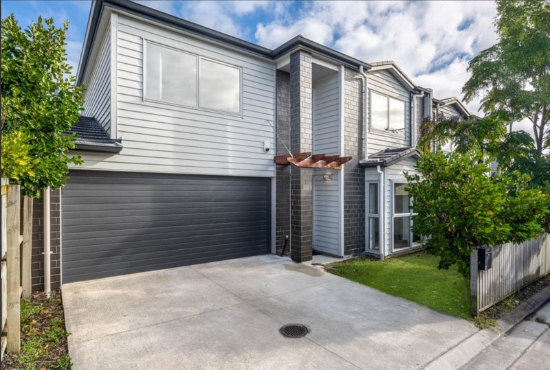 6 Rishi Way, Mangere, Manukau City, Auckland - Carousel 2