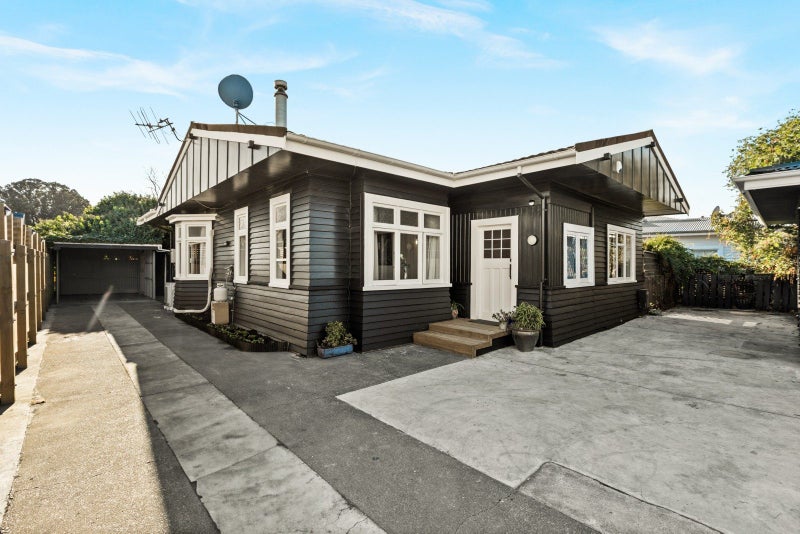 709 Southland Road, Raureka, Hastings - Carousel 1