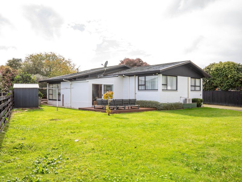 14 Ridgeway Place, Glenview, Hamilton - Carousel 3