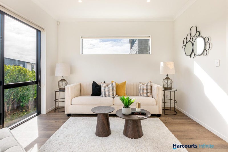 19 La Bella Road, Hobsonville, Auckland - Carousel 2