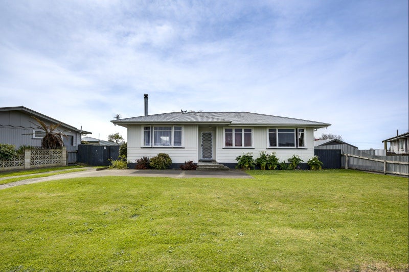 44 Whitby Crescent, Flaxmere, Hastings - Carousel 1