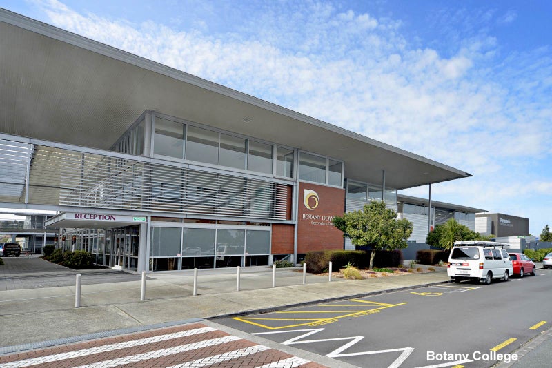 9 Fortuna Place, East Tamaki Heights, Auckland - Carousel 5