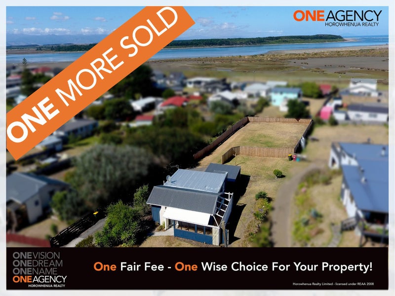 120 Seabury Avenue, Foxton Beach, Foxton - Carousel 1