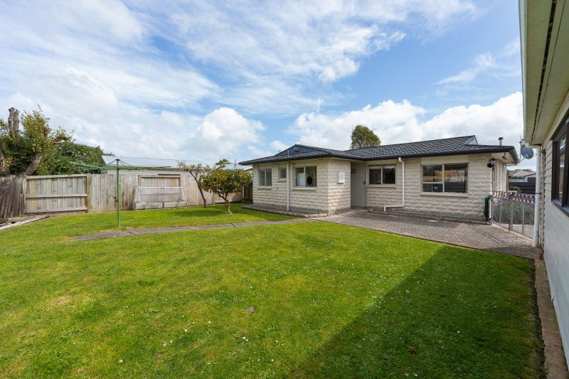 8 Chelmarsh Place, Highbury, Palmerston North - Carousel 20