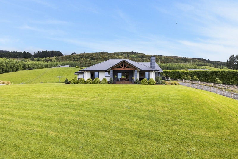 34 Tara Hills Drive, North Taieri, Mosgiel - Carousel 34