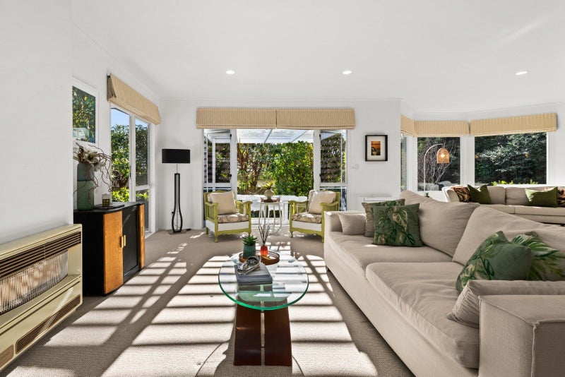 9 Amner Place, Bluff Hill, Napier - Carousel 2
