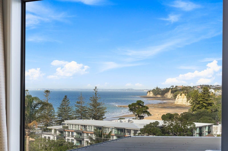 28 OBAN Road, Browns Bay, Auckland  - Carousel 1