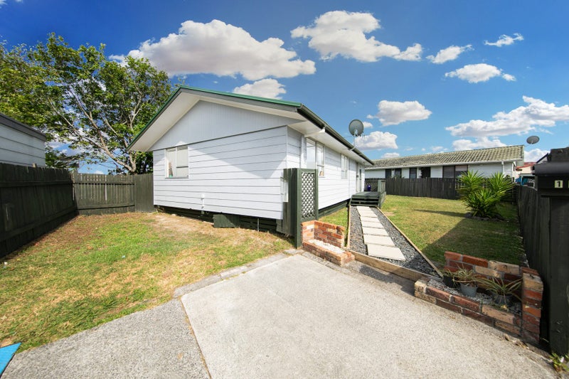 1/164 Universal Drive, Henderson, Auckland - Carousel 1