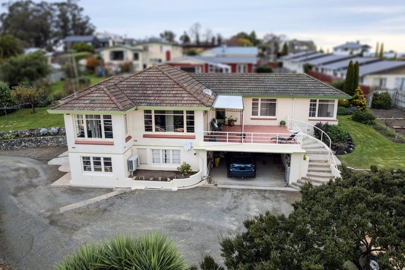 10 Solway Street, Holmes Hill, Oamaru - Carousel 1