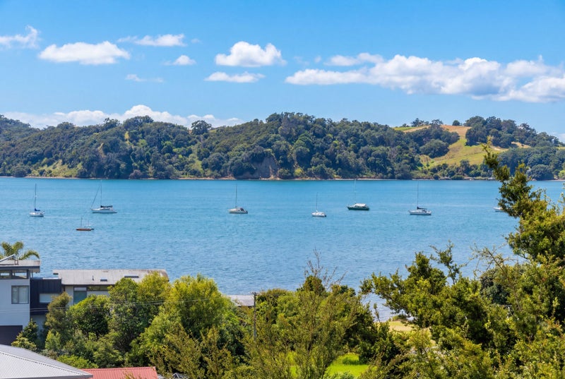 30 Opahi Bay Road, Mahurangi West, Warkworth - Carousel 1