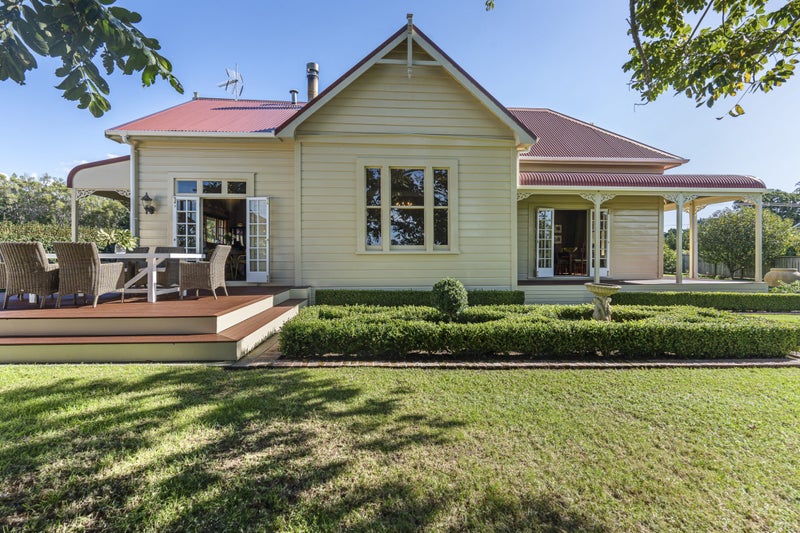 137 Egmont Road, Hillsborough, New Plymouth - Carousel 1