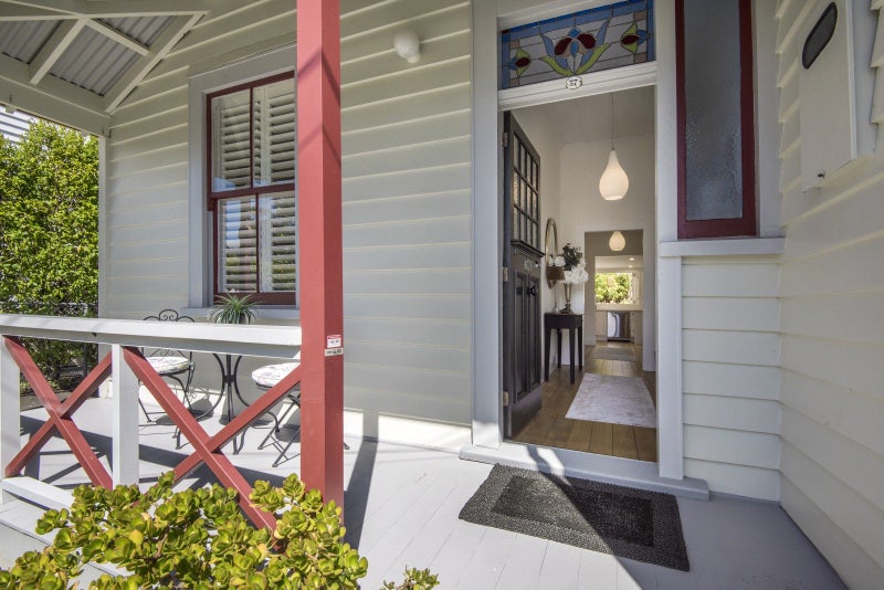37 Kiwi Road, Stanley Point, Auckland - Carousel 1