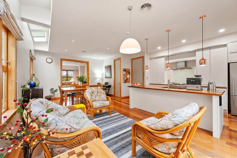 16 Parliament Street, Thorndon, Wellington - Carousel 2