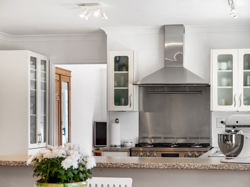 29 Walker Road West, Katikati, Western Bay Of Plenty, Bay Of Plenty - Carousel 1