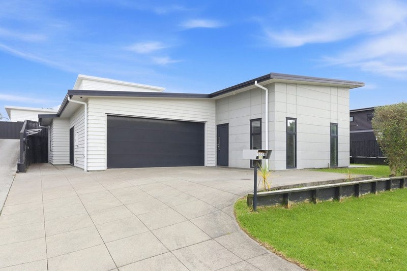 1330 Papamoa Beach Road, Papamoa Beach, Papamoa - Carousel 2