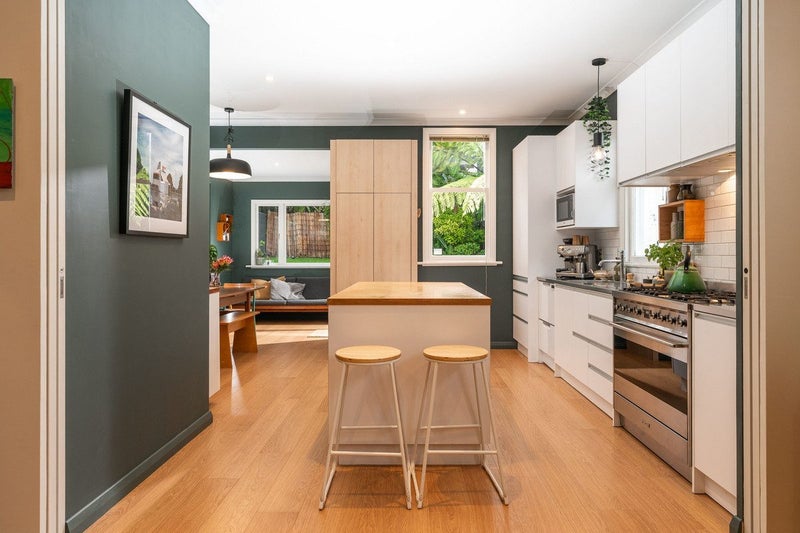 166 Owen Street, Newtown, Wellington - Carousel 2