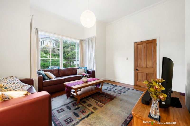 11 Dee Street, Island Bay, Wellington - Carousel 2