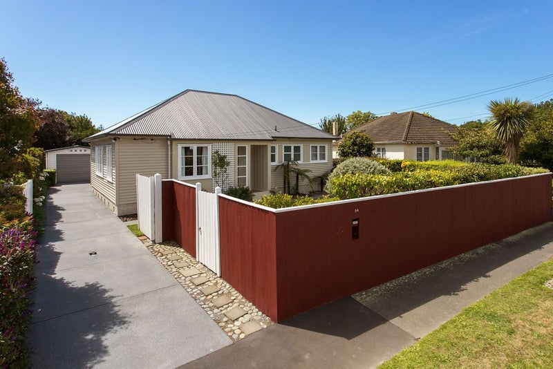 34 Pitcairn Crescent, Bryndwr, Christchurch - Carousel 1
