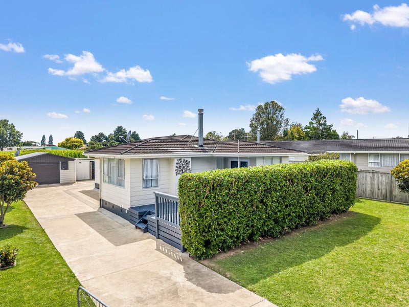 21 Matipo Place, Edgecumbe, Edgecumbe - Carousel 1