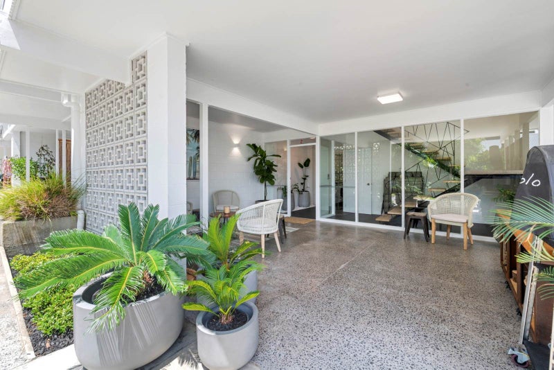 2/9 Clifton Road, Herne Bay, Auckland - Carousel 25