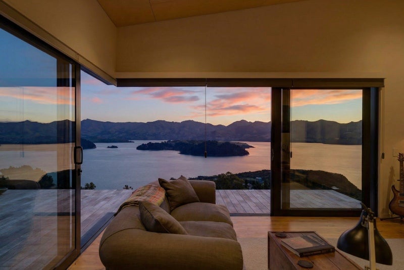 18 Doris Faigan Lane, Charteris Bay, Lyttelton - Carousel 2