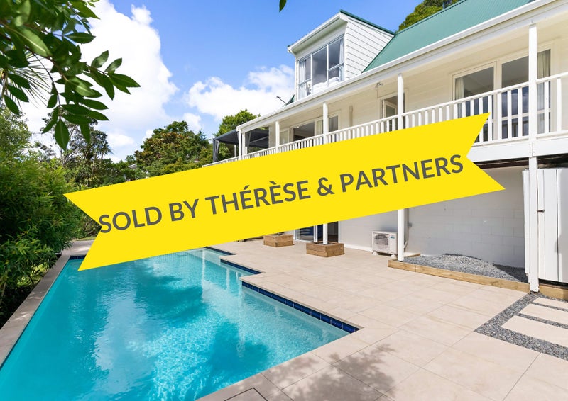 42 Oaktree Avenue, Browns Bay, Auckland - Carousel 1