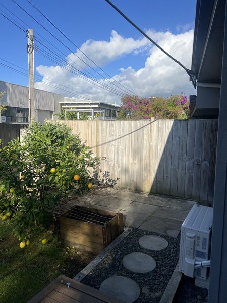 48A Taharoto Road, Takapuna, North Shore City, Auckland - Carousel 13
