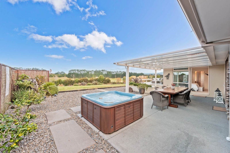 64 Ballantyne Way, Katikati, Western Bay Of Plenty, Bay Of Plenty - Carousel 2