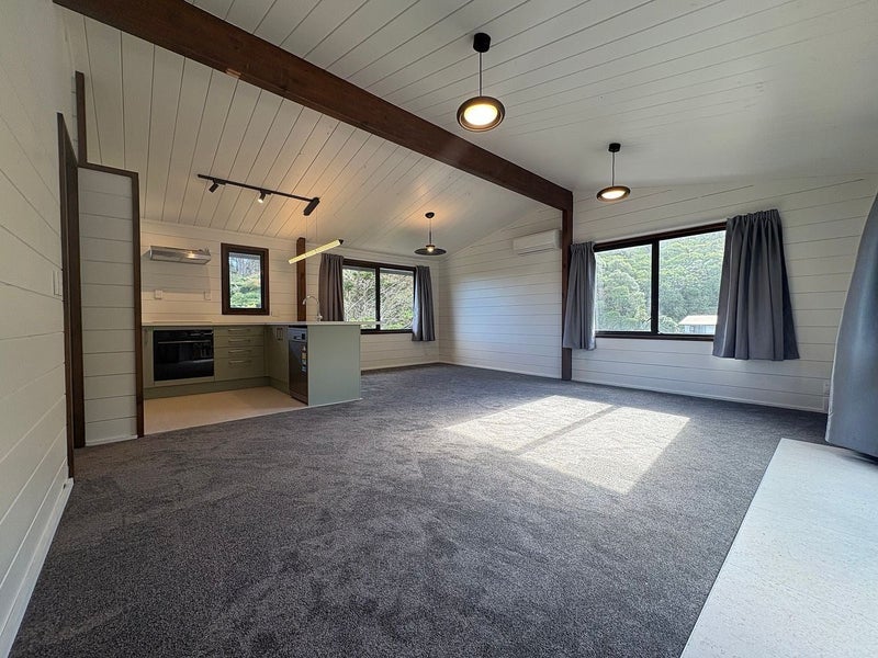 22 Percy Dyett Drive, Karori, Wellington, Wellington - Carousel 1