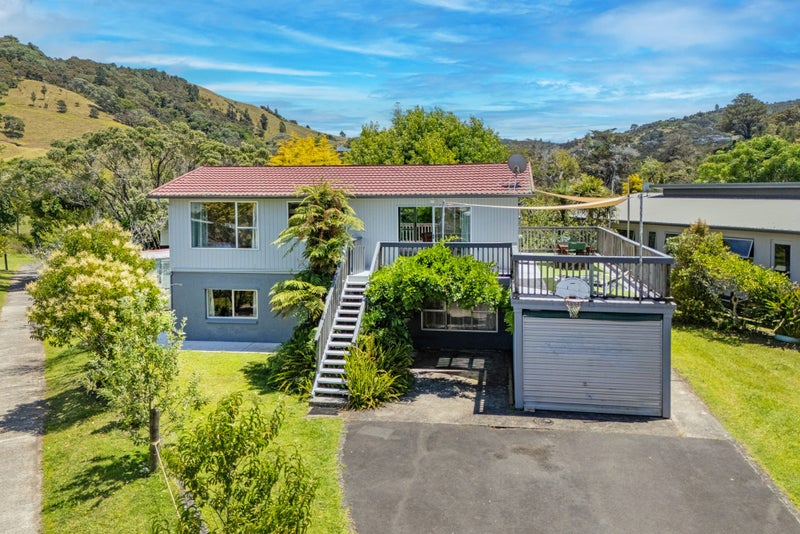 11 Parkland Place, Whitianga, Whitianga - Carousel 1