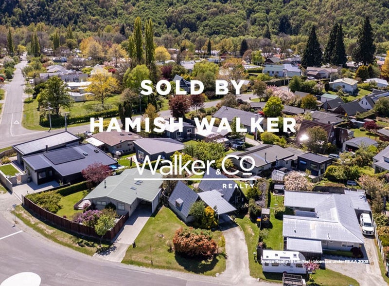 5 Adamson Drive, Arrowtown, Arrowtown - Carousel 1