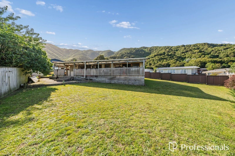 41 Antrim Crescent, Wainuiomata, Lower Hutt - Carousel 2