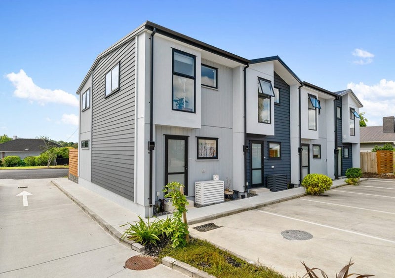 18D Victoria Street, Pukekohe - Carousel 9