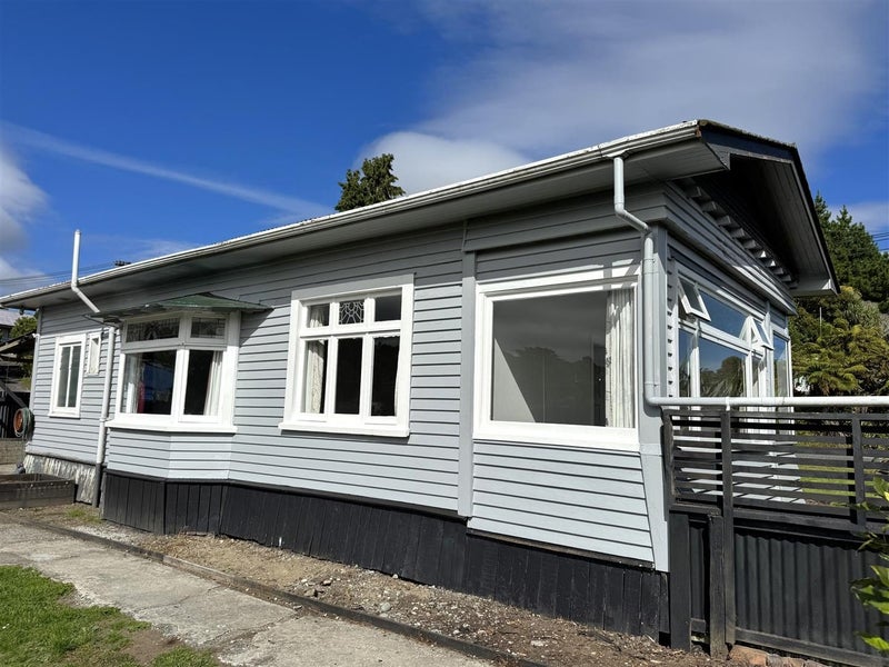 10 Hall-Jones Street, Runanga, Runanga - Carousel 1