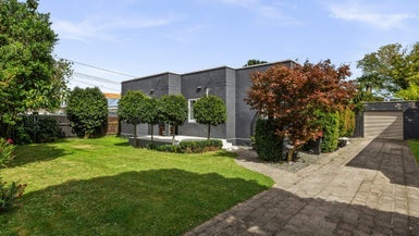 508 Southampton Street West, Hastings, Hastings - Carousel 1